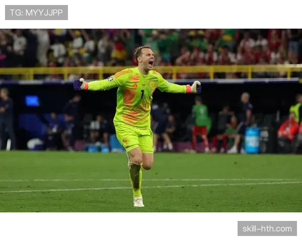 诺伊尔世界杯表现持续惊艳，守门员之王地位再获瞩目